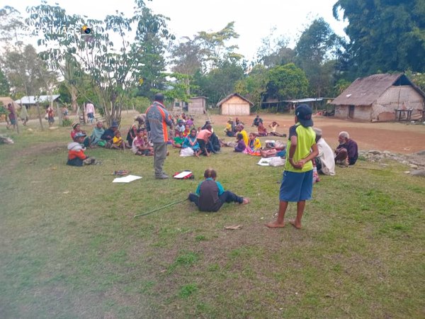 A Community Curriculum session in the community. Foursquare Church, Lower Asaro, Eastern Highlands. July 2026.