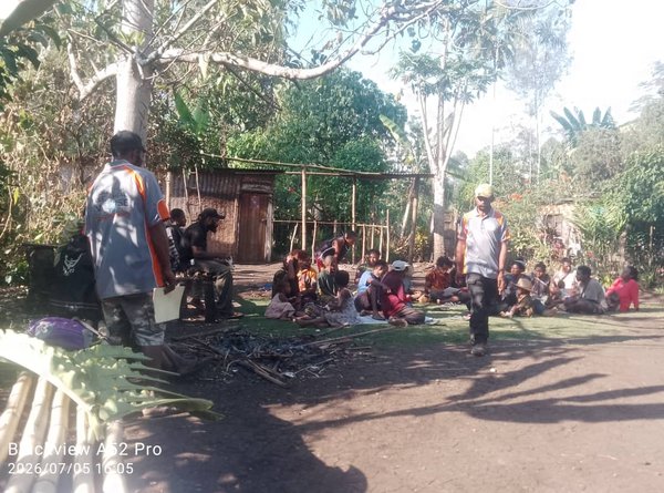 A Community Curriculum session in the community. Foursquare Church, Lower Asaro, Eastern Highlands. July 2026.