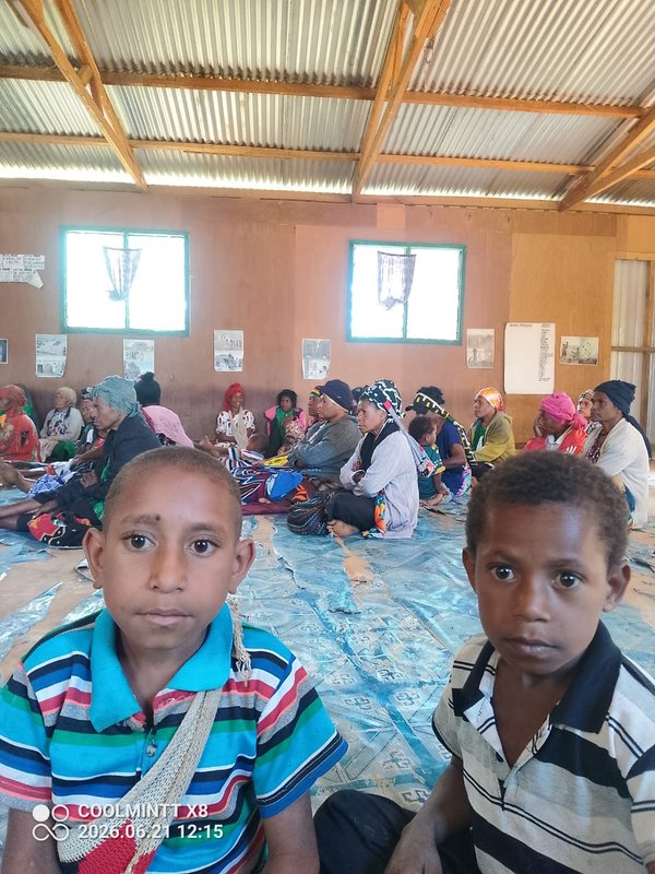 A Community Curriculum session in the community. Evangelical Church of PNG, Tari, Hela. July 2026.