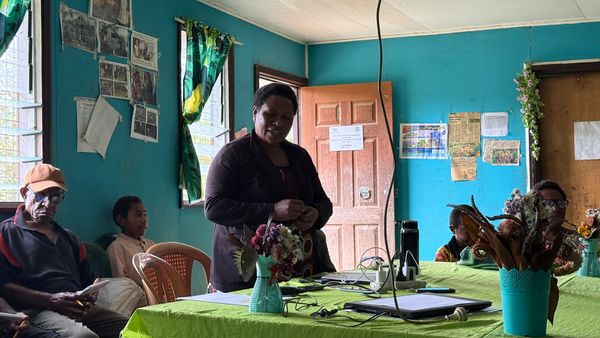 Weekly facilitators meeting during community rollout. Maunkui (SDA), Maku, Simbu. June 2026.