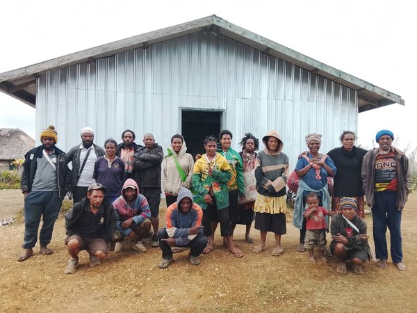 A Community Curriculum session in the community. Catholic Diocese of Mendi, Meki, Southern Highlands. July 2026.