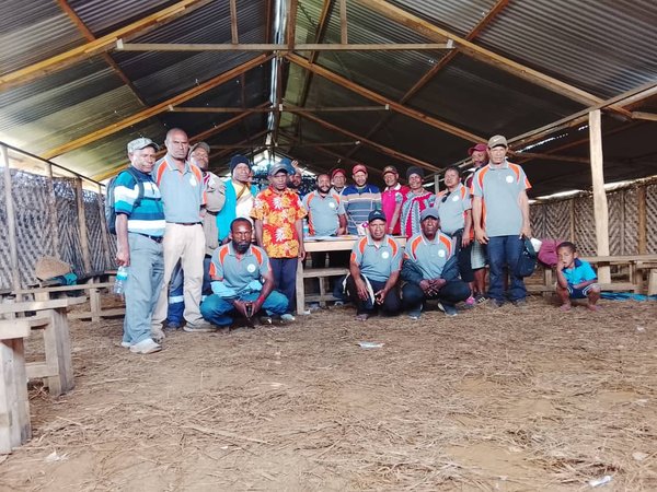 Weekly facilitators meeting during community rollout. Catholic Diocese of Mendi, Lower Mendi, Southern Highlands. June 2026.