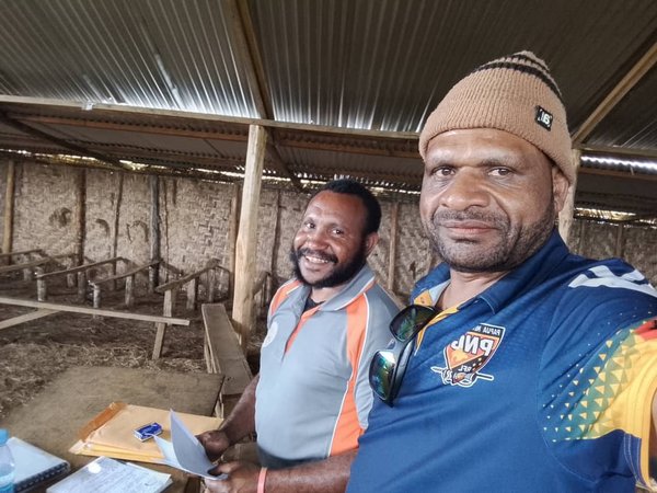 Weekly facilitators meeting during community rollout. Catholic Diocese of Mendi, Lower Mendi, Southern Highlands. June 2026.